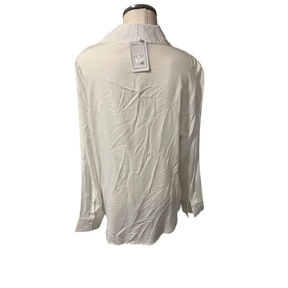 Button down dressy white blouse NWT  by Adore denim print - Picture 4 of 5